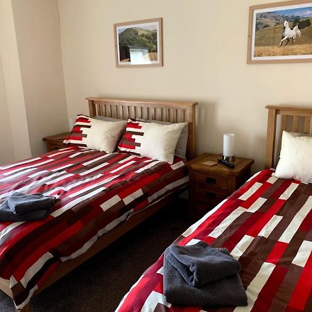 White Horse Tavern Телфорд Екстер'єр фото